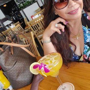 Meet your Posher, Rose